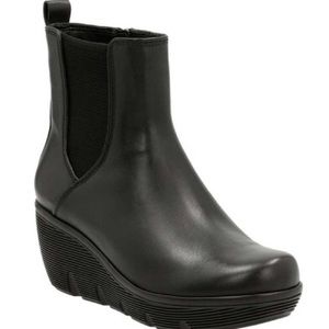 Clark’s Clarene Surf Wedge Boot